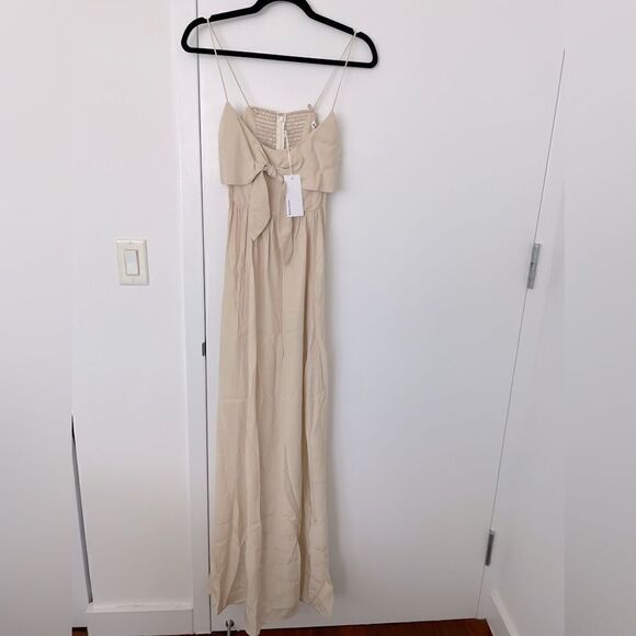Reformation Carrara dress in almond NWT - Picture 5 of 9